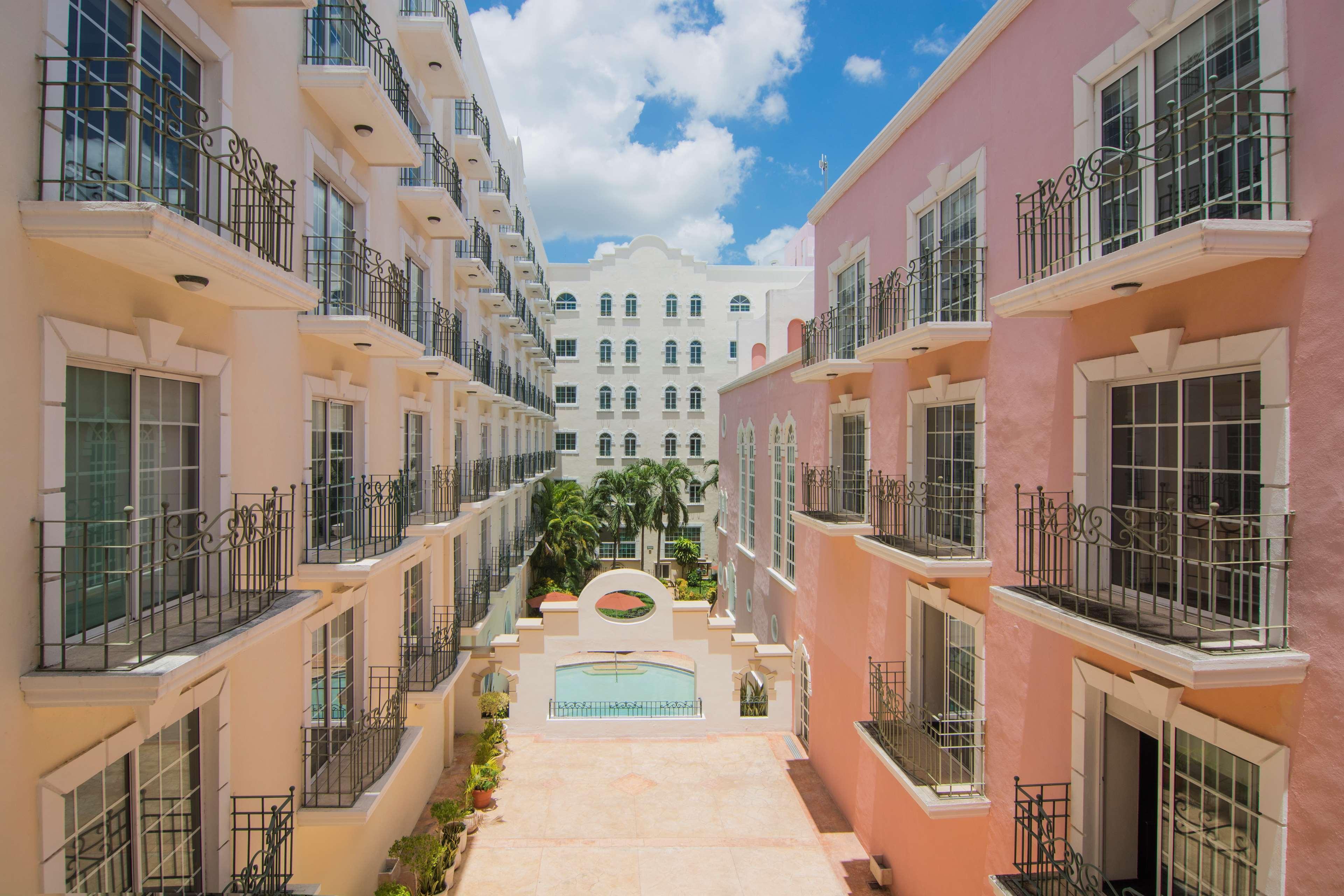 Villa Mercedes Curio Collection By Hilton Merida Exterior photo